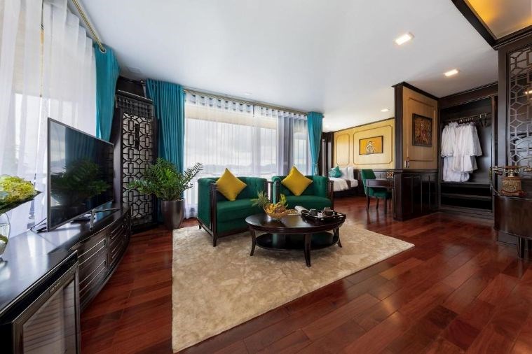 Suite Regent Với Sân Hiên  - 3 Ngày 2 Đêm